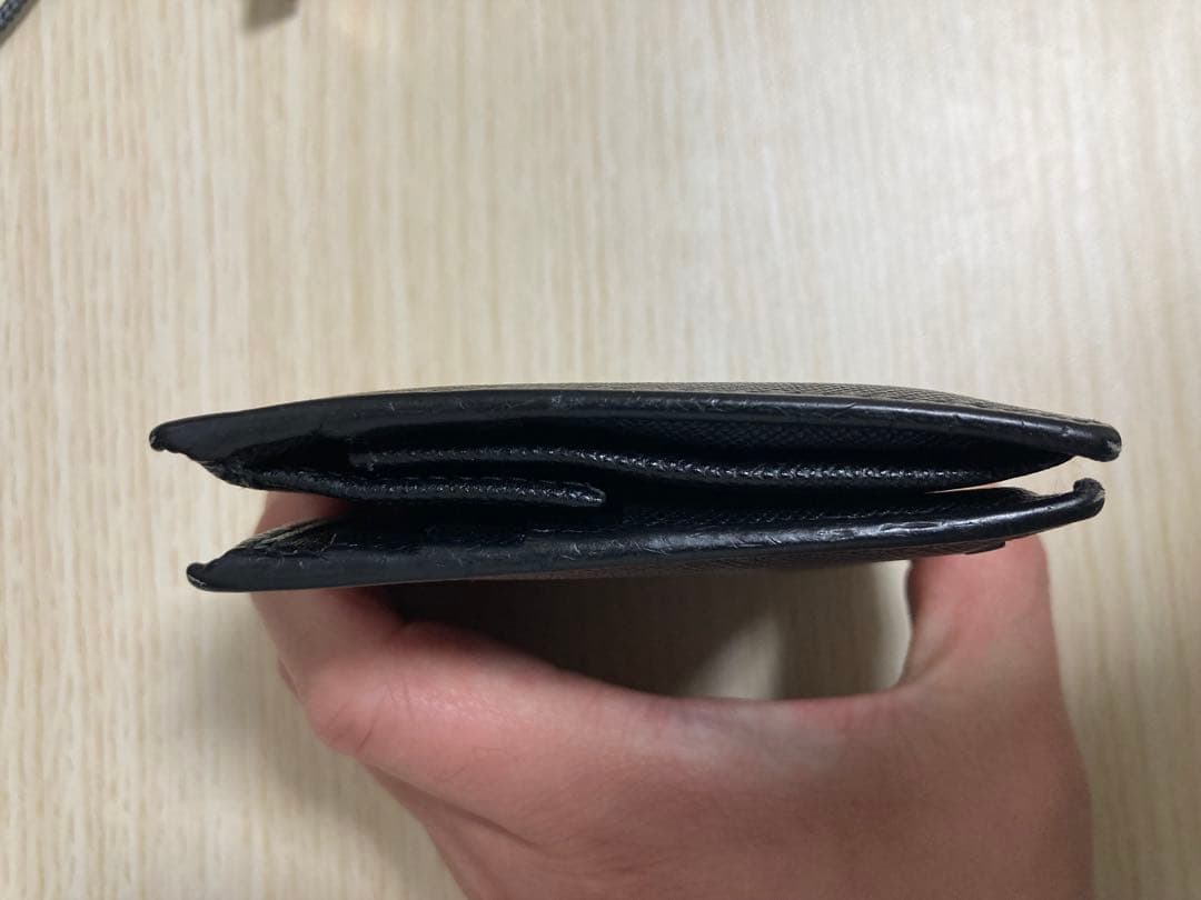 プラダ　サフィアーノ2つ折り財布