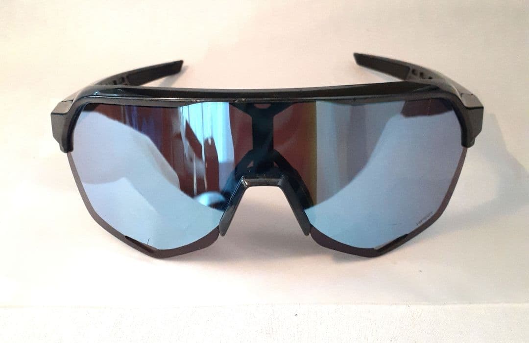 中古 100% S2 ブラックホログラフィック ワンハンドレッド サングラス