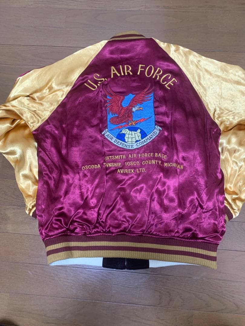 AVIREXVELVETEENSKAJACKETWHITE TIGERスカジャン