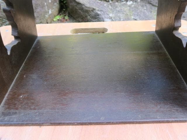 【昭和レトロ】木製ステップ台 うさぎマーク切り抜き 踏台 ディスプレイ