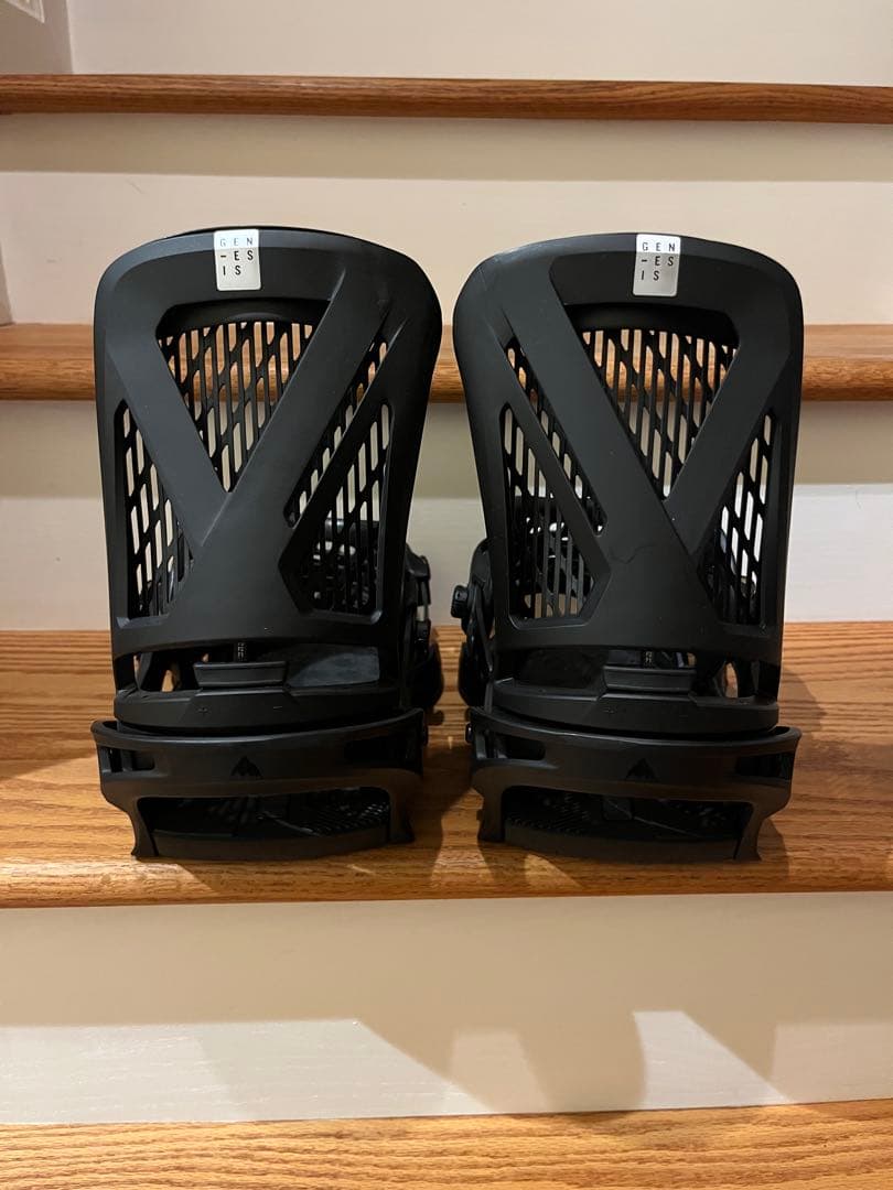 美品BURTON GENESIS Re:Flex Mサイズ バートン　ジェネシス