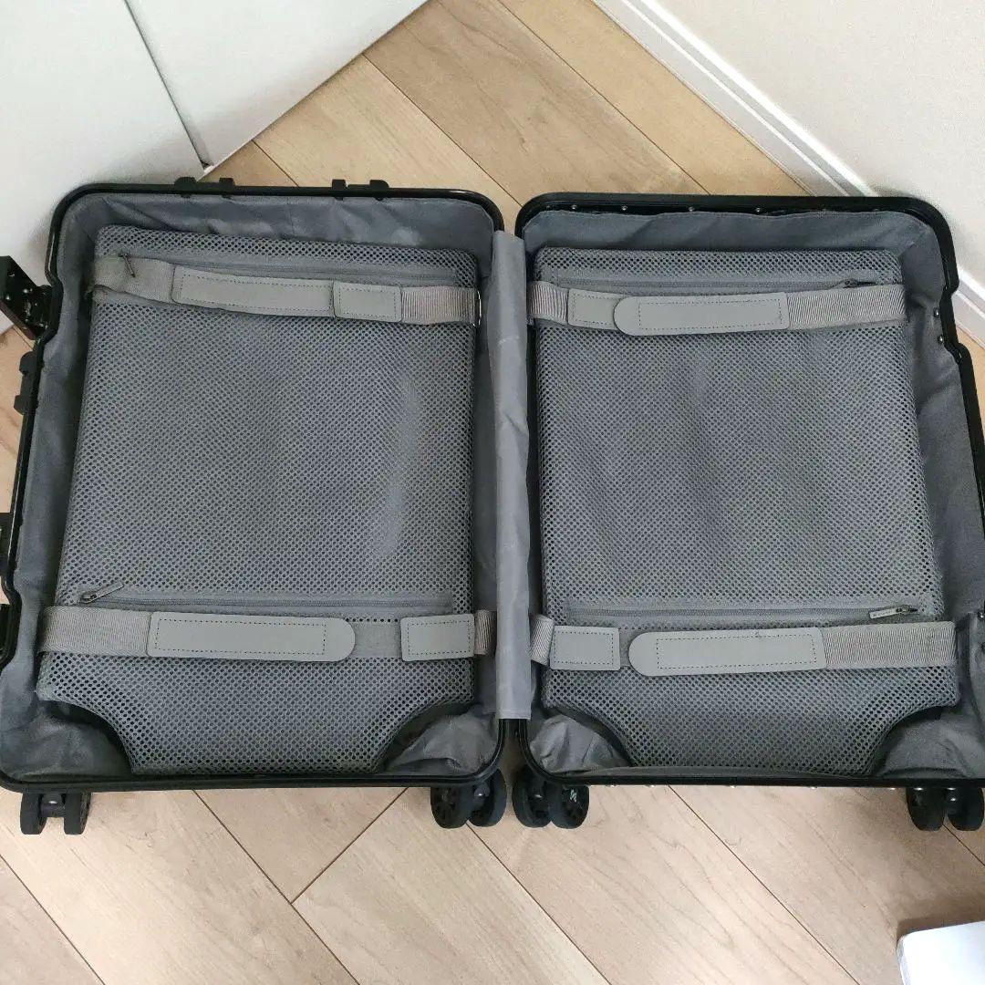 LANZZO ランツォ スーツケース 4輪 アルミ 機内 黒 TSA 33L