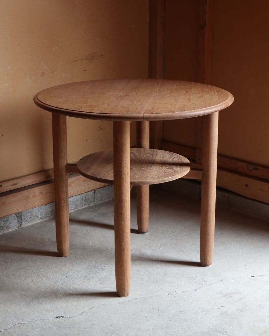 造りの良い楢(ナラ)のカフェテーブル　古道具 古家具 丸テーブル サイドテーブル