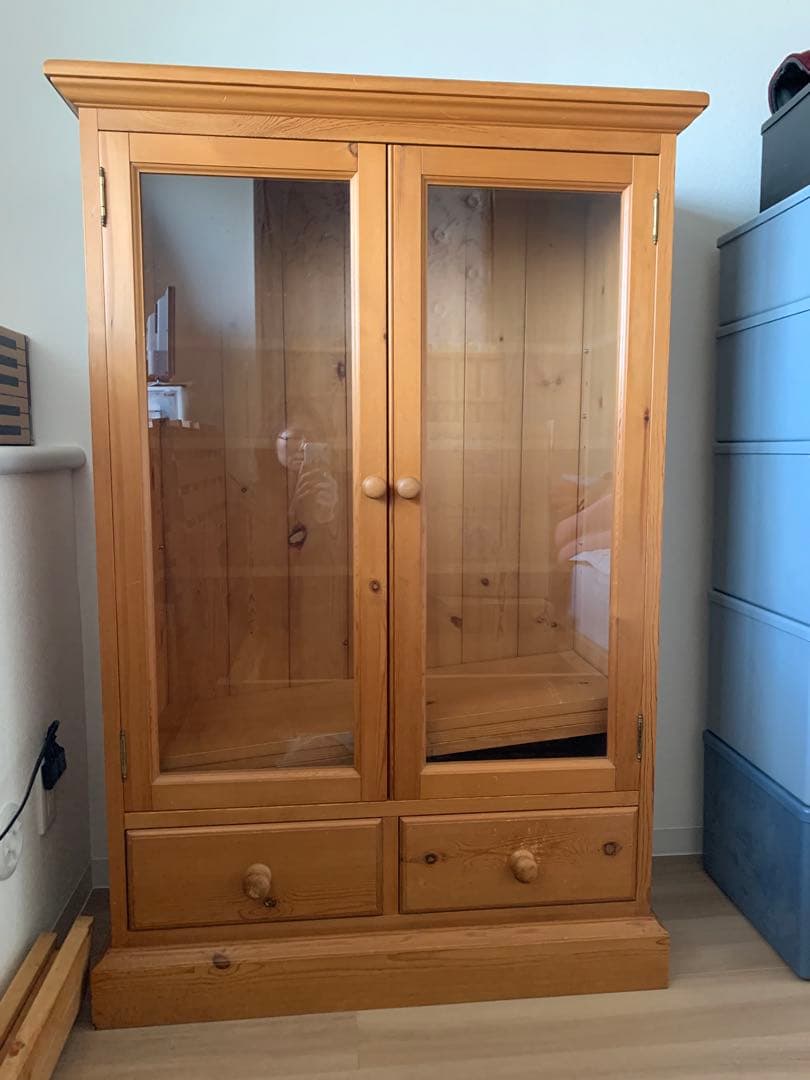 ペニーワイズ　キャビネット　家具　棚