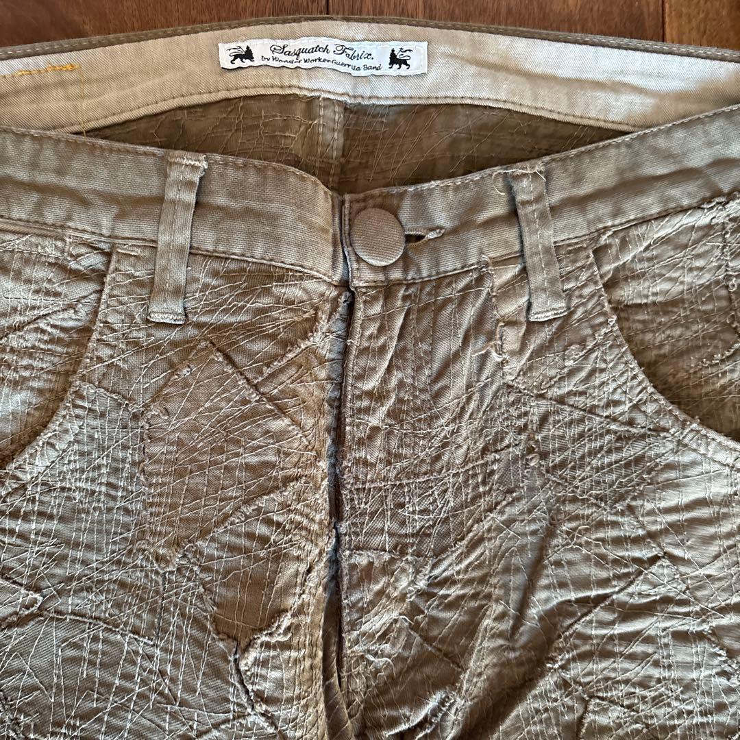 サスクワァッチファブリックスのゾンビクラストパンツになります。カーキ　M