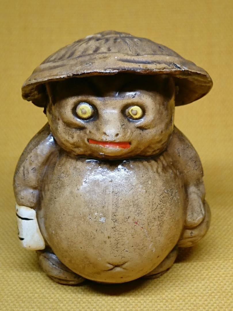 たぬき　狸　土鈴　陶器　オブジェ　置物　インテリア　工芸品　美術品　A1365