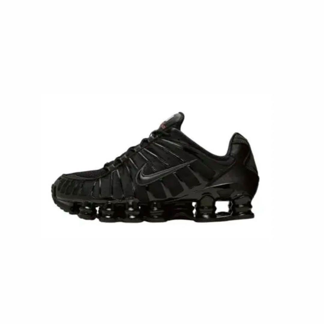 Nike Shox ブラックスニーカー