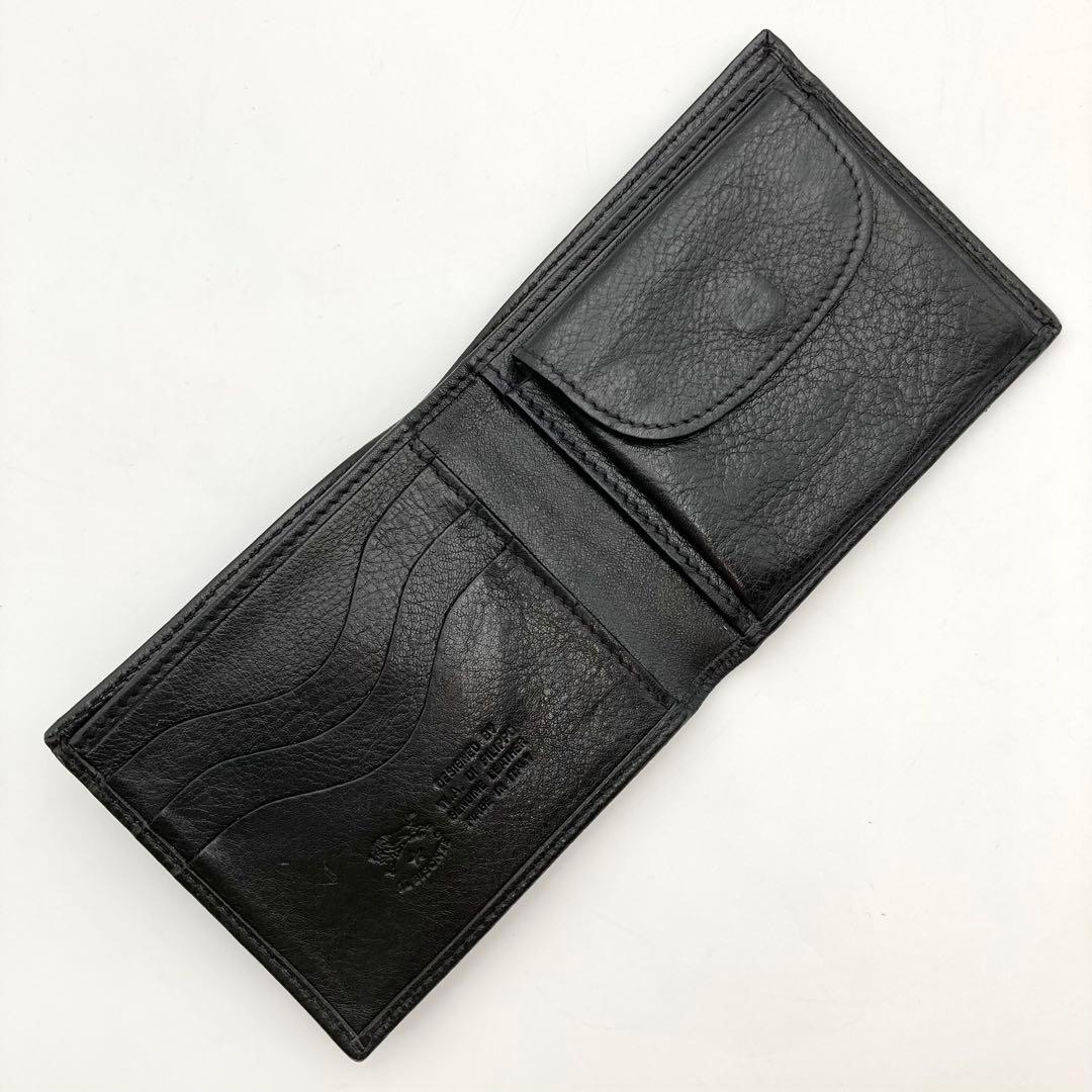 てんてん✨ IL BISONTE 二つ折り財布 黒 レザー ロゴ型押し