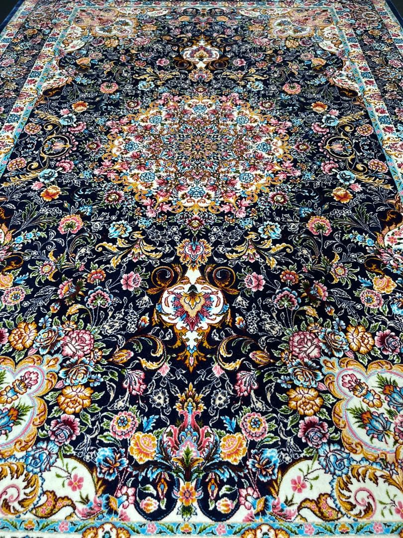 最高級 ペルシャ絨毯シルク イラン クム産 約225万ノット102×153cm