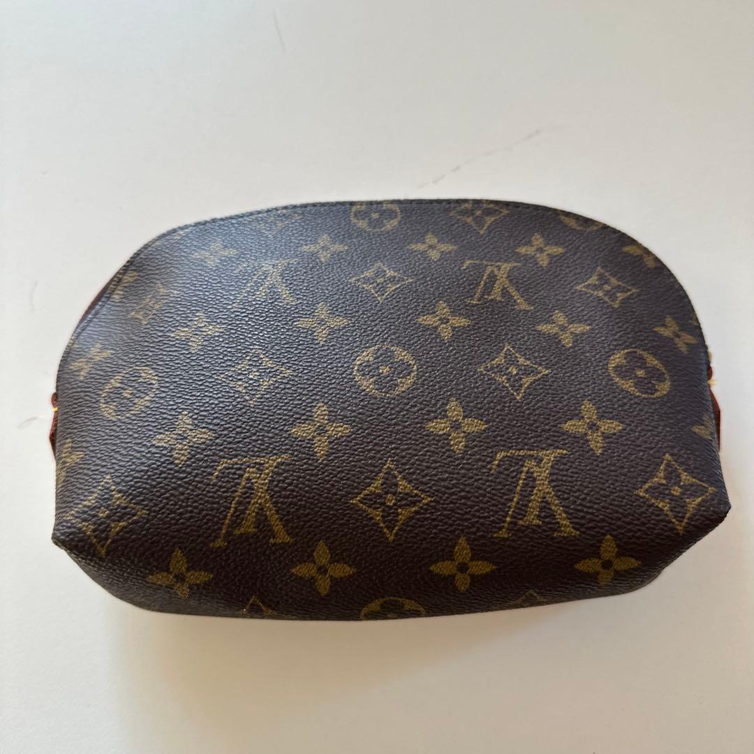 あき☆ 　Louis Vuitton モノグラム ポーチ