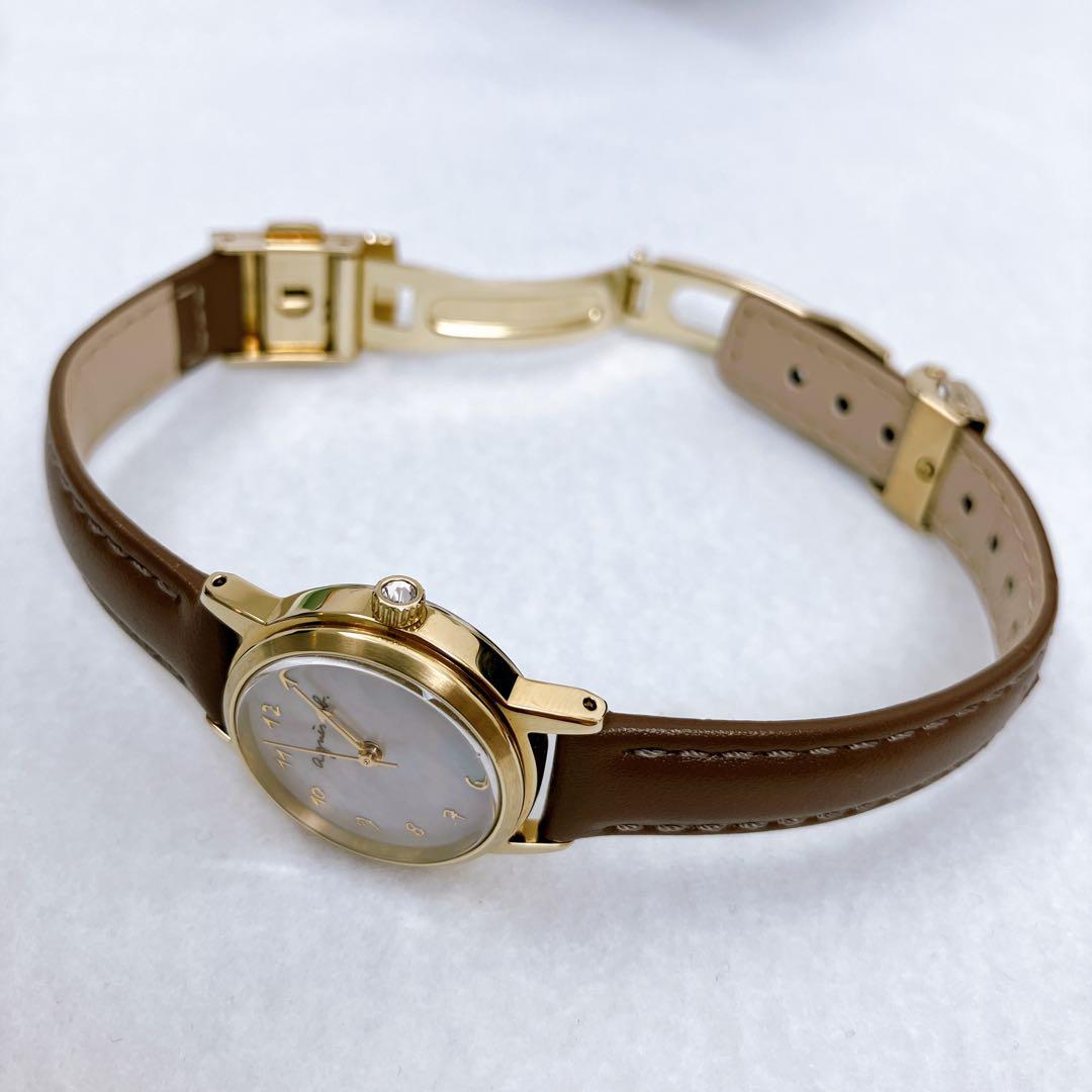 アニエスベー マルチェロ　ソーラー腕時計 シェル文字盤　白蝶貝レザーベルト