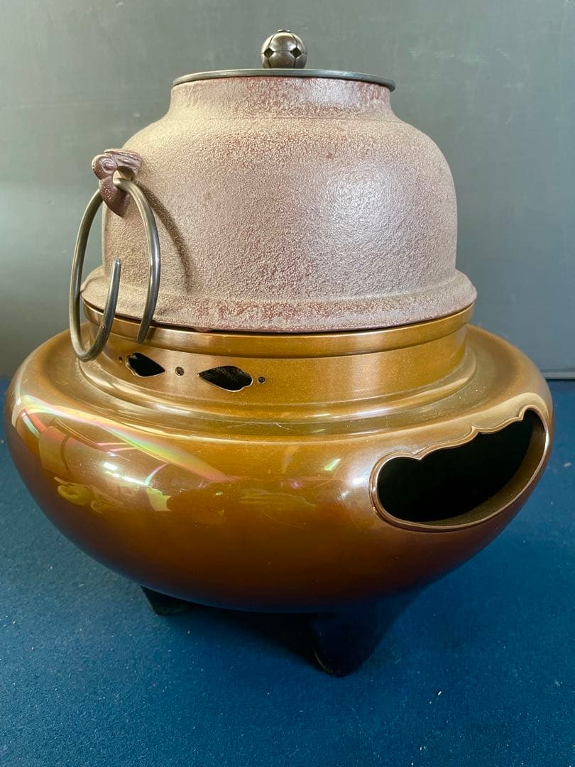 【未使用 美品】「母」 唐銅 朝鮮風炉 真形釜添 釜師 敬典 釜鐶 共箱(敬F)
