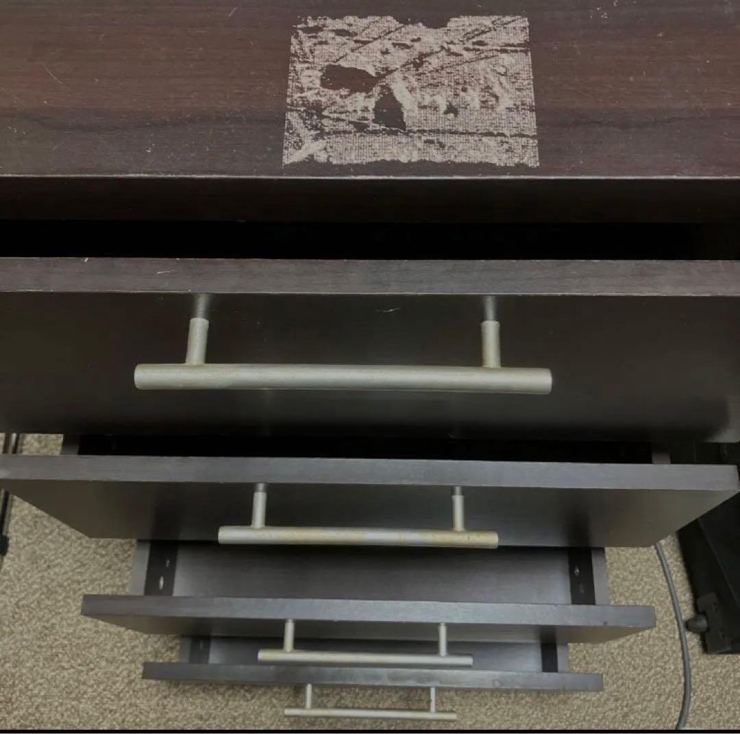 スムーズ開閉リビングチェスト