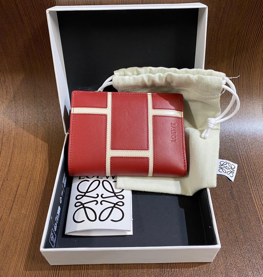 【くさもち】【美品】ロエベ LOEWE 2025秋冬コンパクト 財布