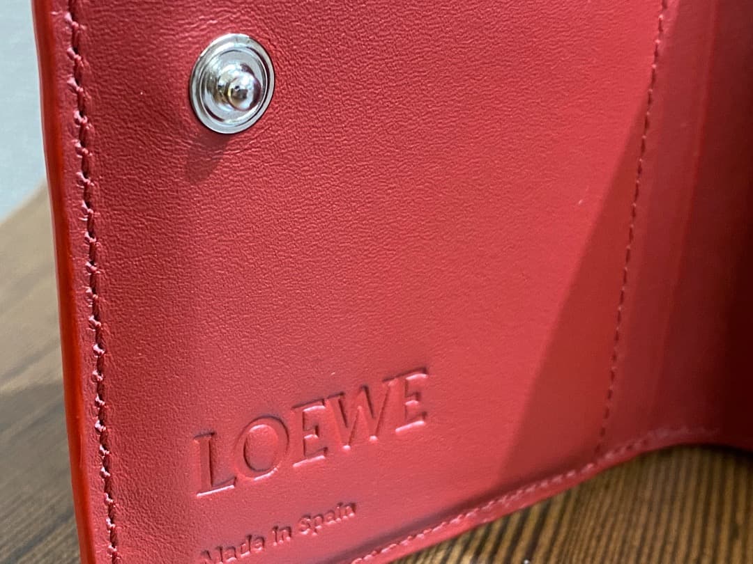 【くさもち】【美品】ロエベ LOEWE 2025秋冬コンパクト 財布