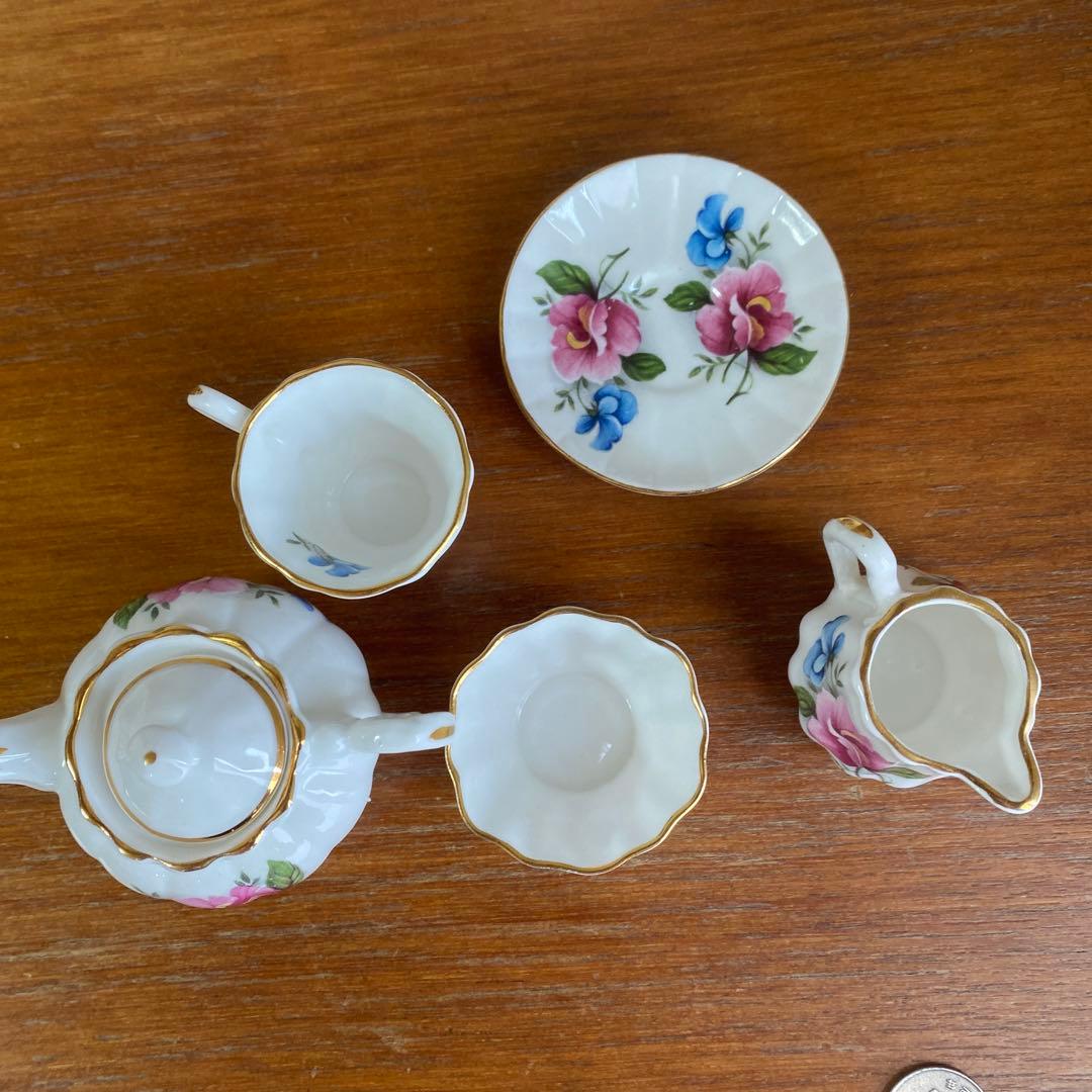 英国製　ポーリーアンナ　ミニチュア　ティーセット