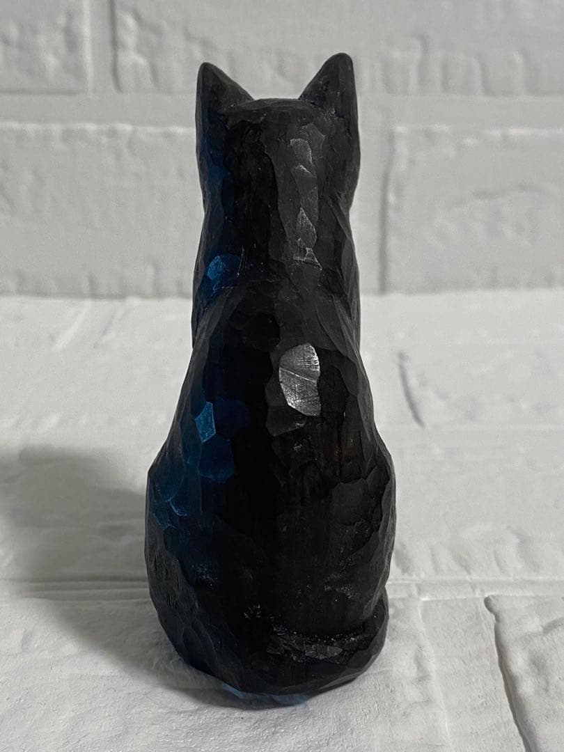 中古品【ぶち猫＆黒猫　猫の置物】2点セット☆おまけ付き☆