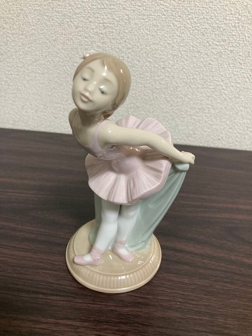 NAO ナオ　磁器人形　「バレエリサイタル」リヤドロ社
