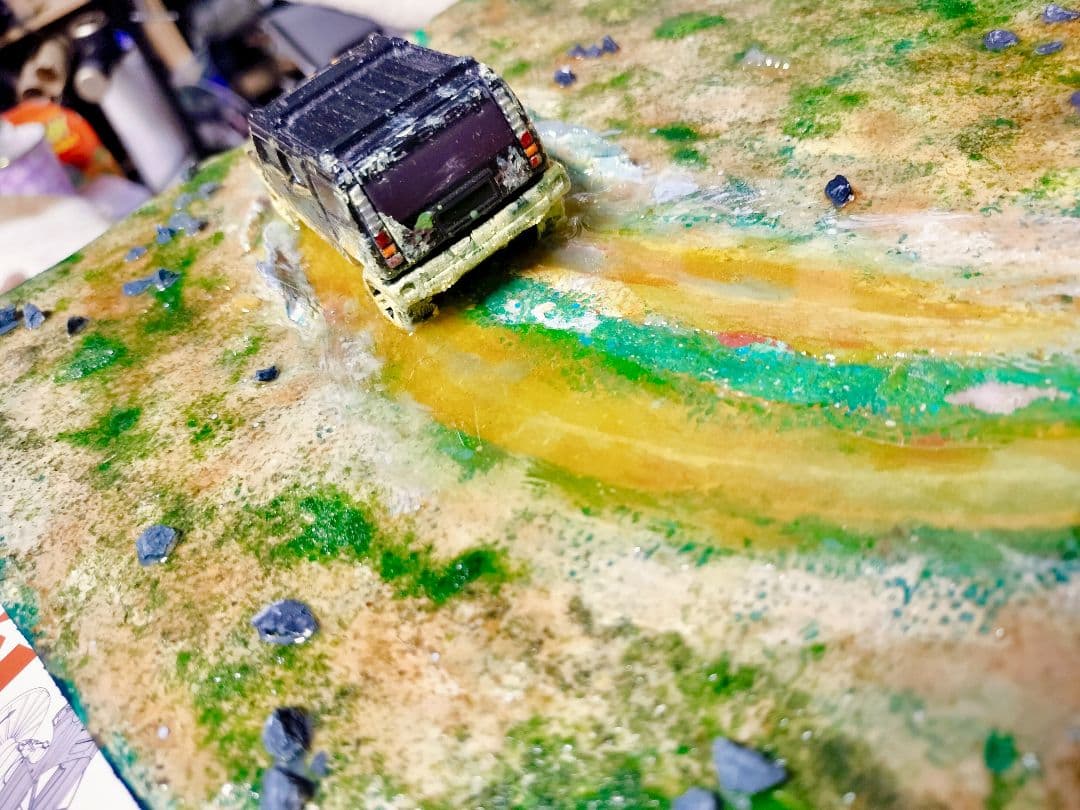 レジンアートジオラマ『オフロード・マッドランナー』 泥だらけSUV 壁掛けアート