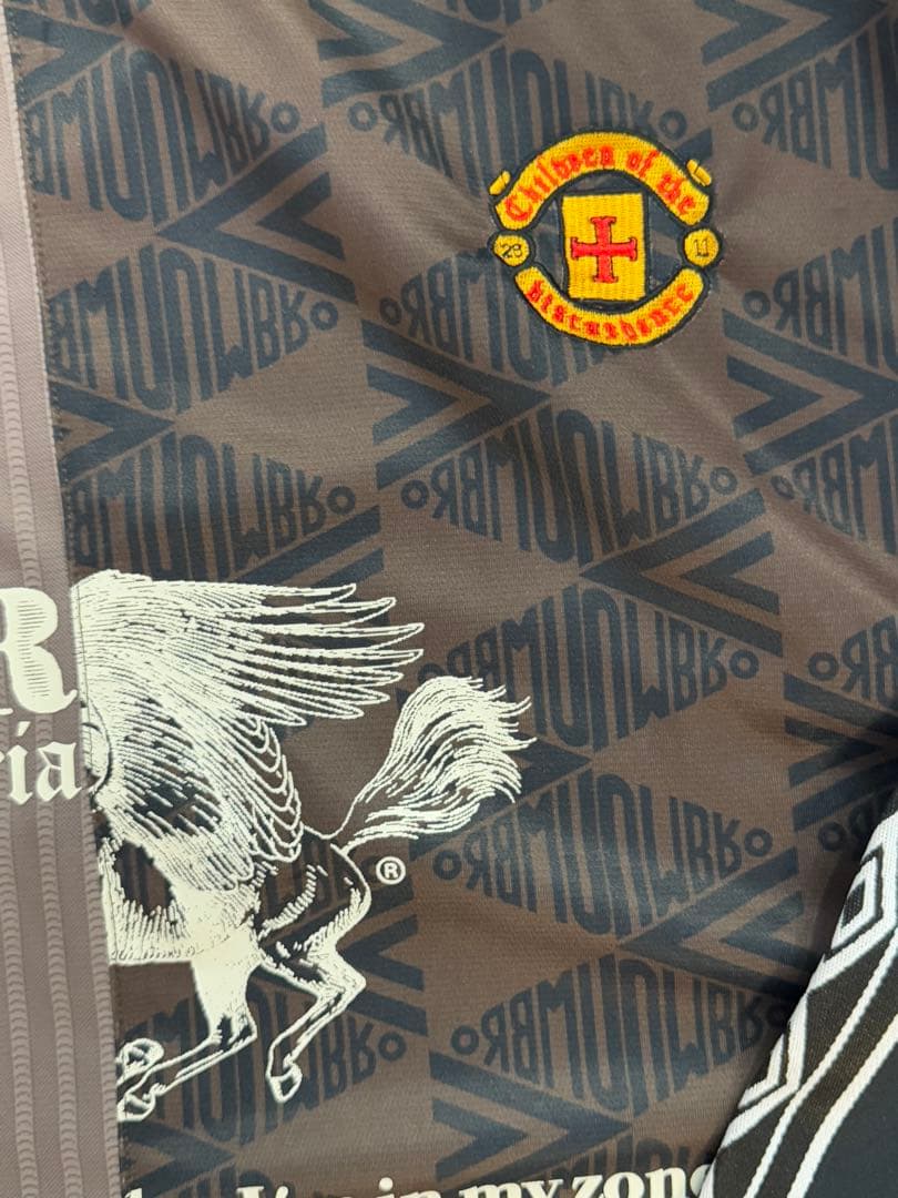 ウェア Children of the discordance x UMBRO