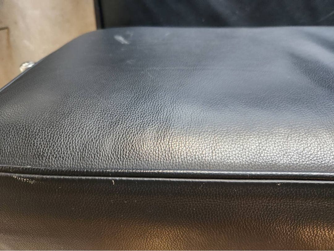 ル・コルビジェ LC5 Day Bedデイベッド トリプルソファ