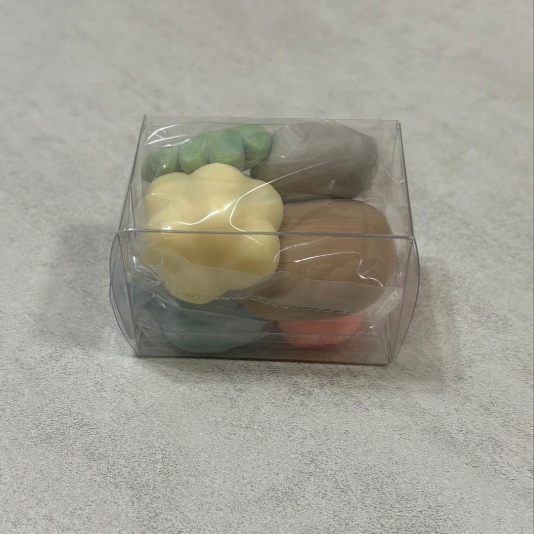 【限定】もにまるず やわらかい世界 8点セット