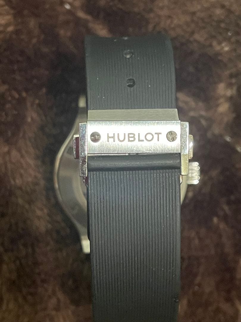 ウブロ クラシックフュージョン 38mm 565.NX.1171.RX 稼働品