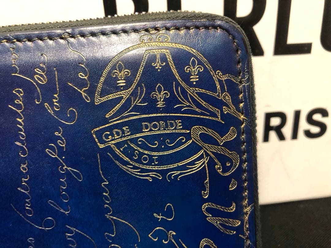 ☆美品☆ベルルッティ イタウバ　長財布　ブルー　　ゴールデン　価203,500円