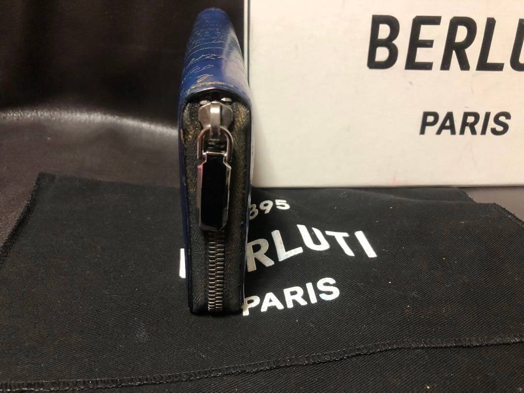 ☆美品☆ベルルッティ イタウバ　長財布　ブルー　　ゴールデン　価203,500円