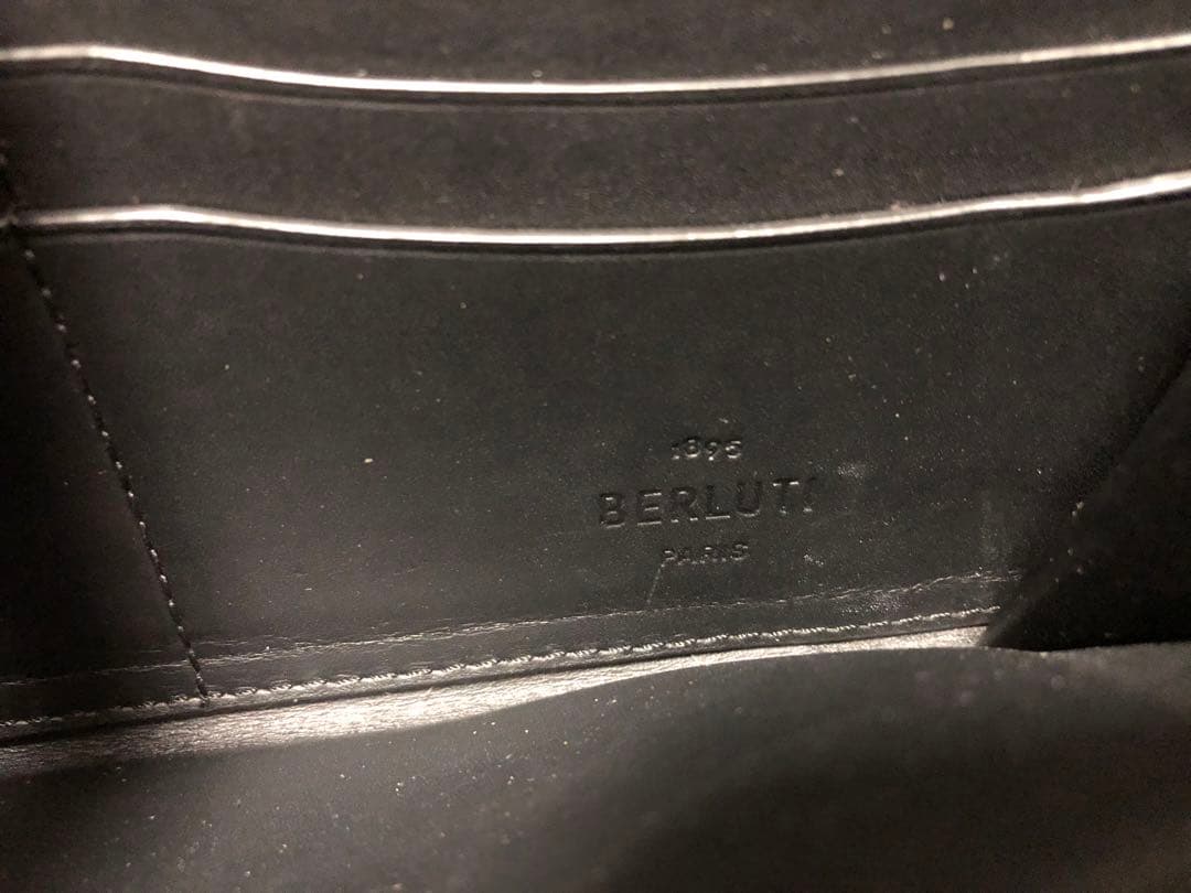 ☆美品☆ベルルッティ イタウバ　長財布　ブルー　　ゴールデン　価203,500円