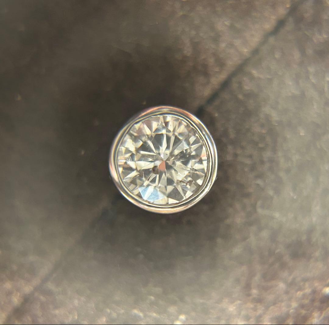 一粒ダイヤ 天然ダイヤ 0.517ct プラチナ フクリンピアス Pt900