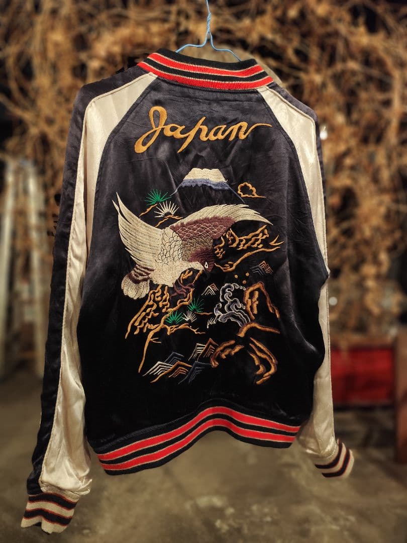 リバーシブルスカジャン