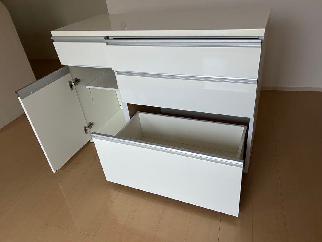 ニトリ　キッチンカウンター ホワイト