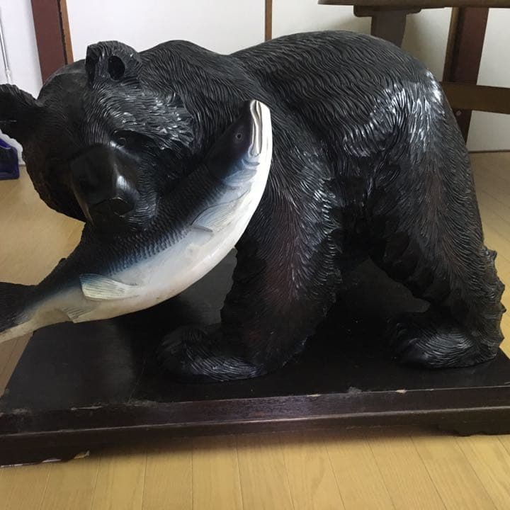 木彫りの熊