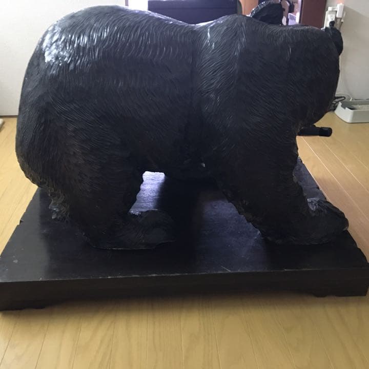木彫りの熊