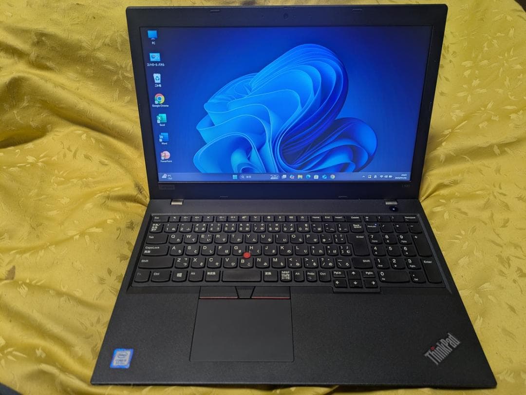 第8世代　Core i3 ThinkPad 16GB／256GB 15.6インチ