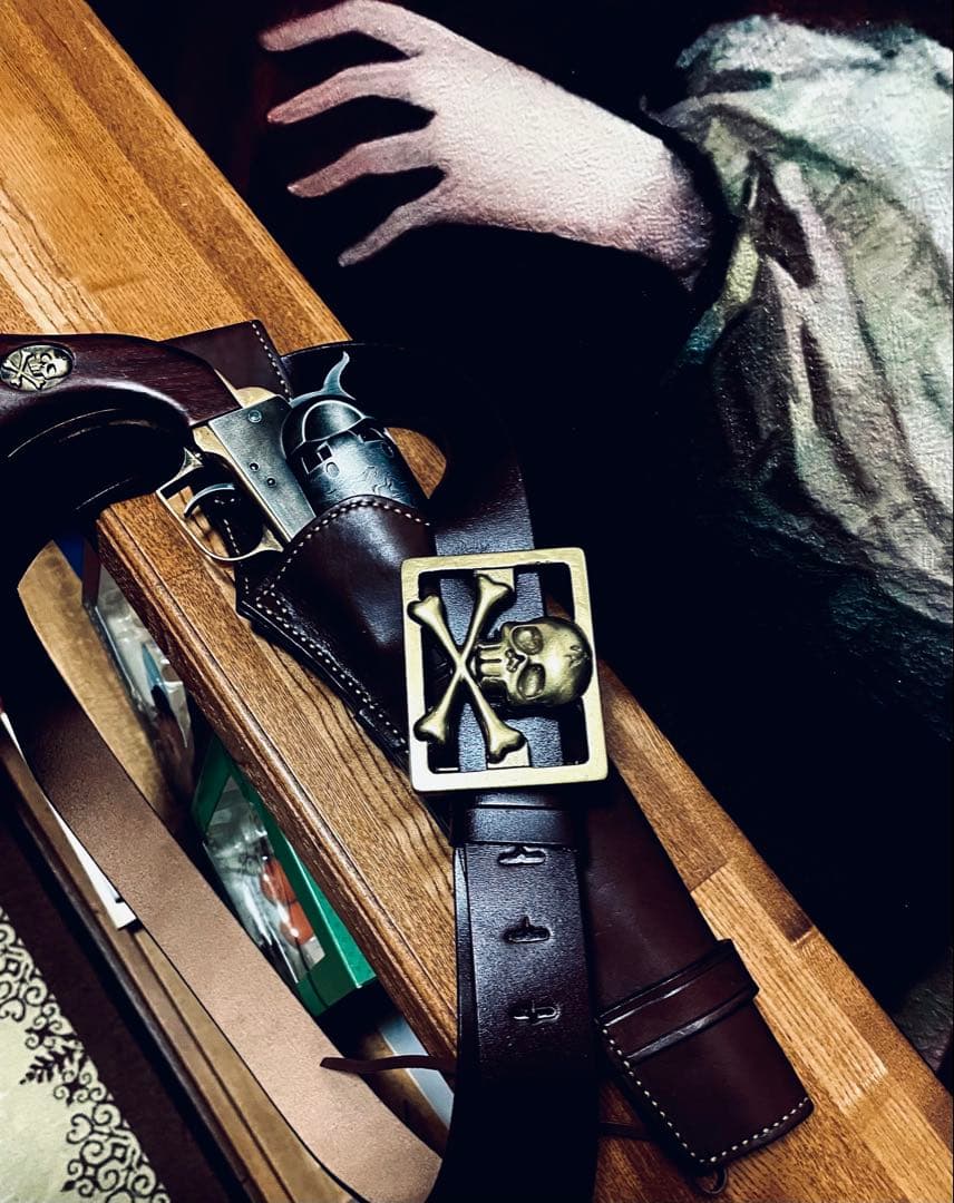 極美品 戦士の銃 コスモドラグーン ガンベルト 本革 HWS 真鍮スカルバックル