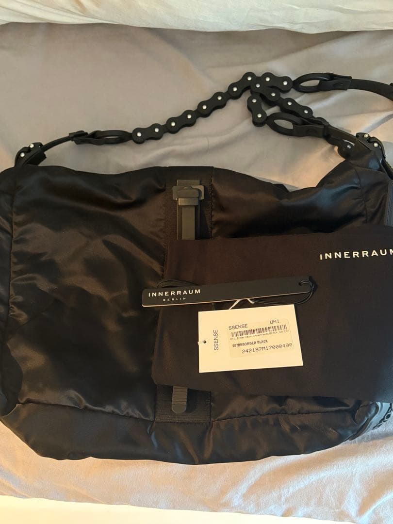 innerraum インナーラム　S07 メッセンジャーバッグ