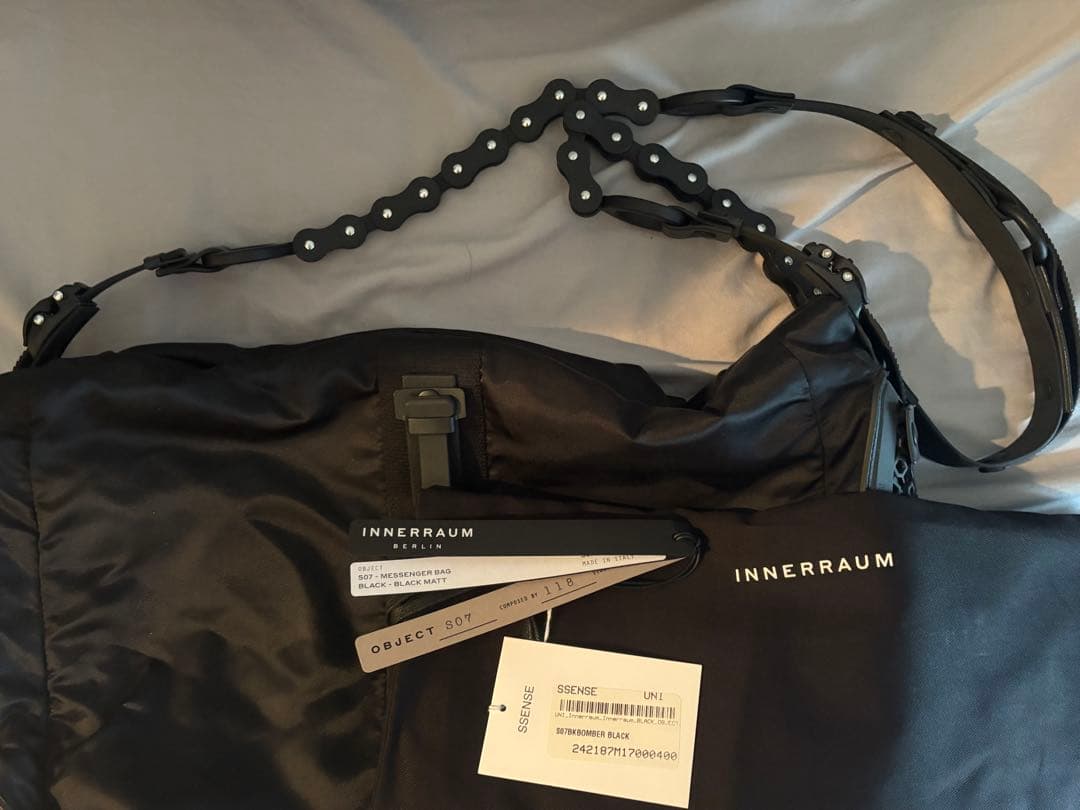 innerraum インナーラム　S07 メッセンジャーバッグ