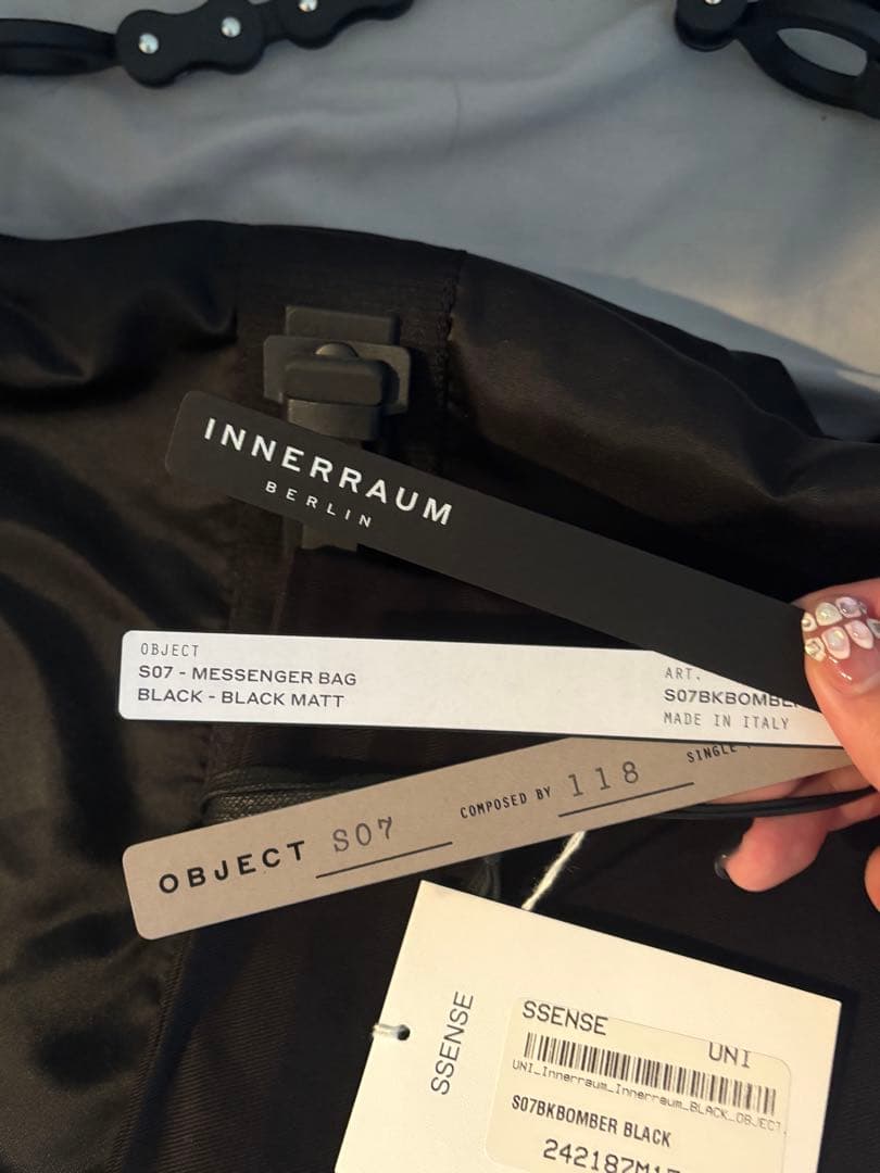 innerraum インナーラム　S07 メッセンジャーバッグ