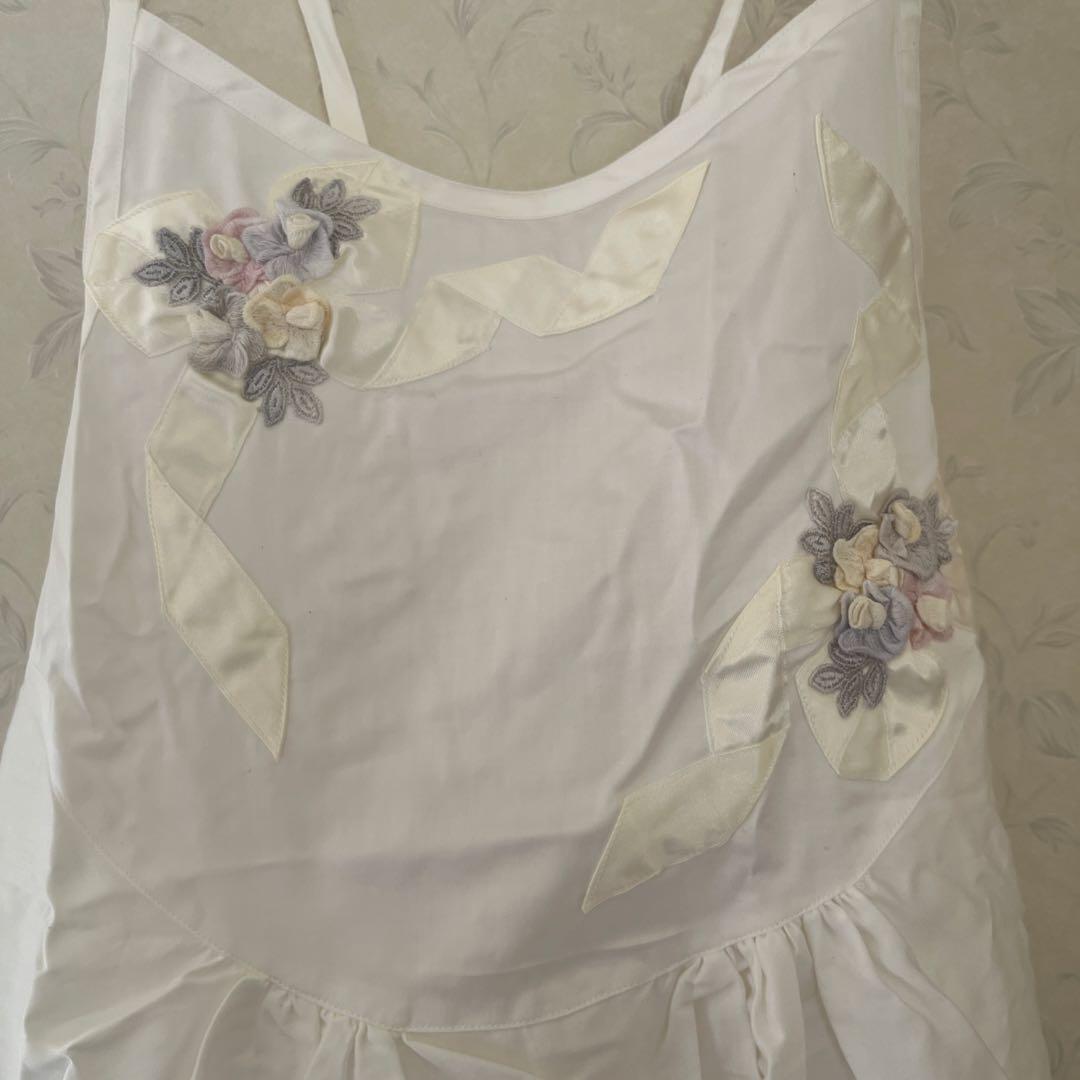 ホワイト花柄刺繍レースエプロン　さえら 母の日