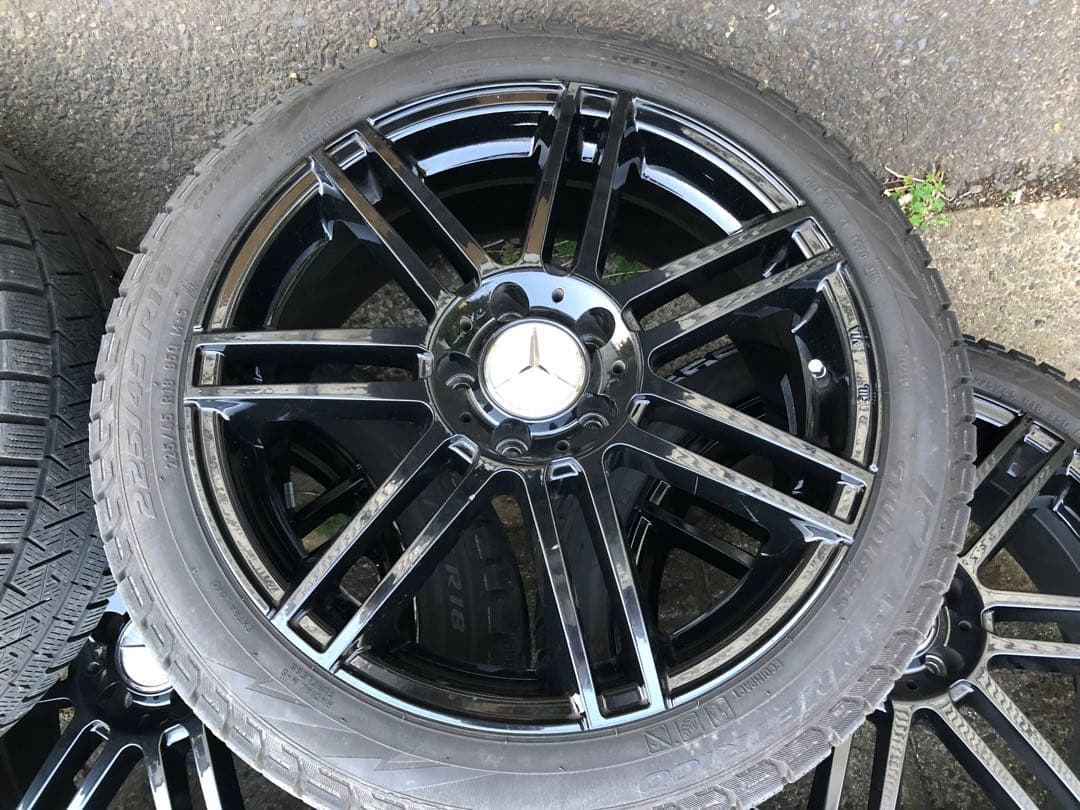 T*U様 メルセデス・ベンツ 18インチ タイヤセット（スタッドレス）