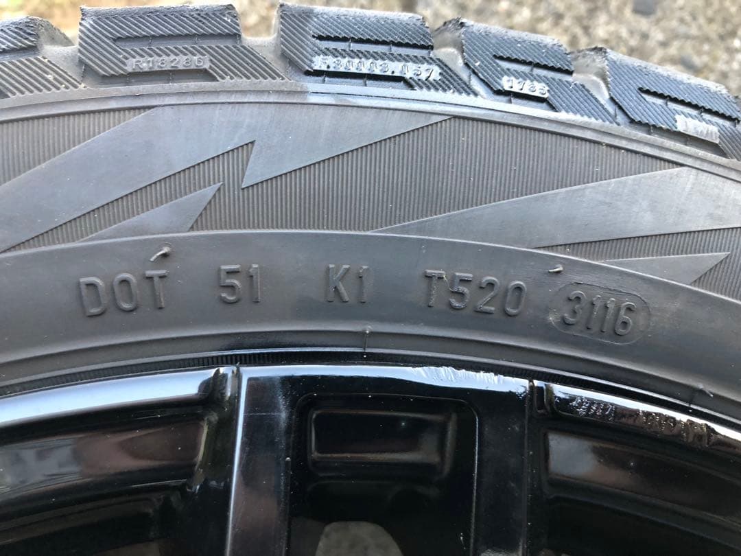 T*U様 メルセデス・ベンツ 18インチ タイヤセット（スタッドレス）