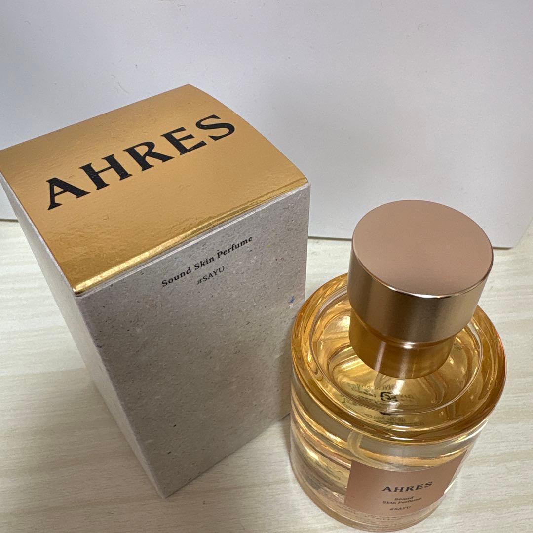 ahres 香水 sayu