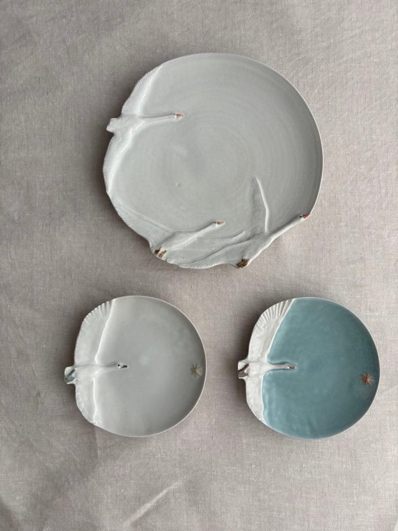 うつわやみたす　白鳥　プレート