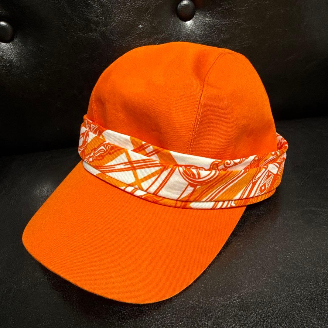 Hermes ツイリー付きキャップ オレンジ