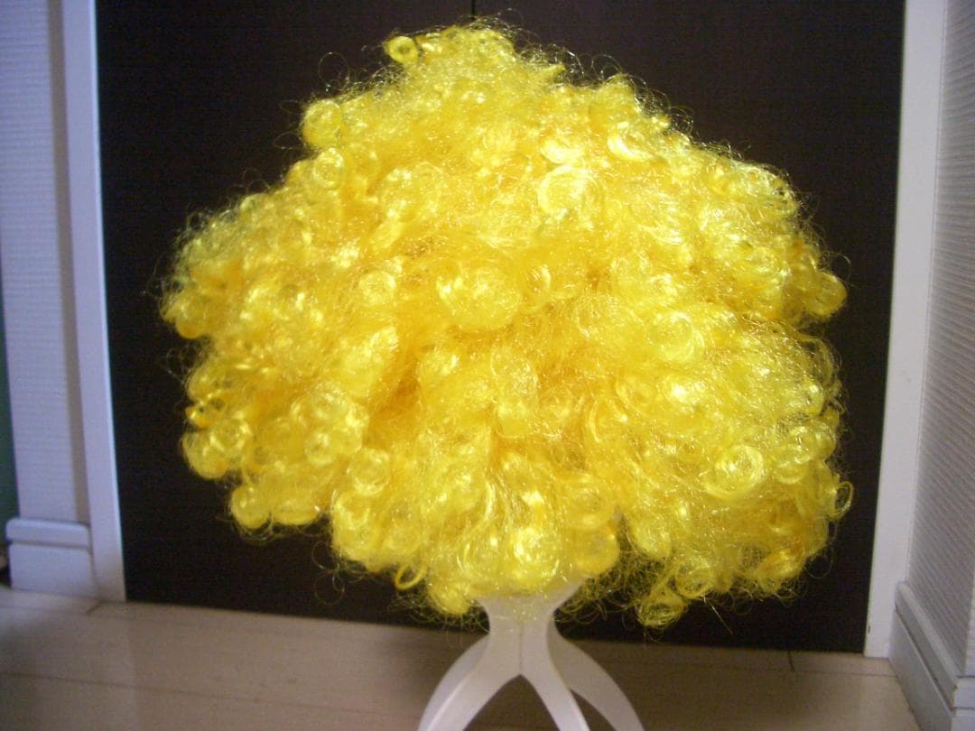 5人分セット　ゴールド　スパンコールつなぎ & BIGサングラス付アフロウィッグ