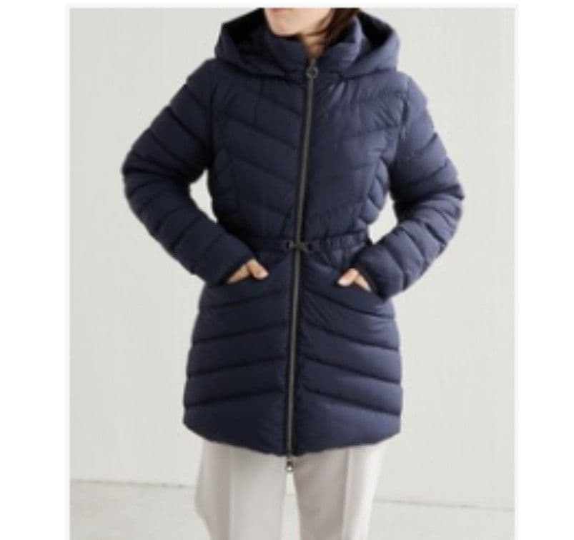 値下中【美品】CAPEHORN　未使用ベルト ダウンジャケット　フード付　 42