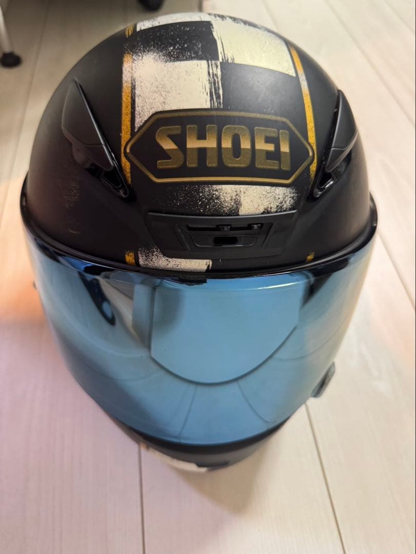 SHOEI フルフェイスヘルメット ブラック/ゴールド