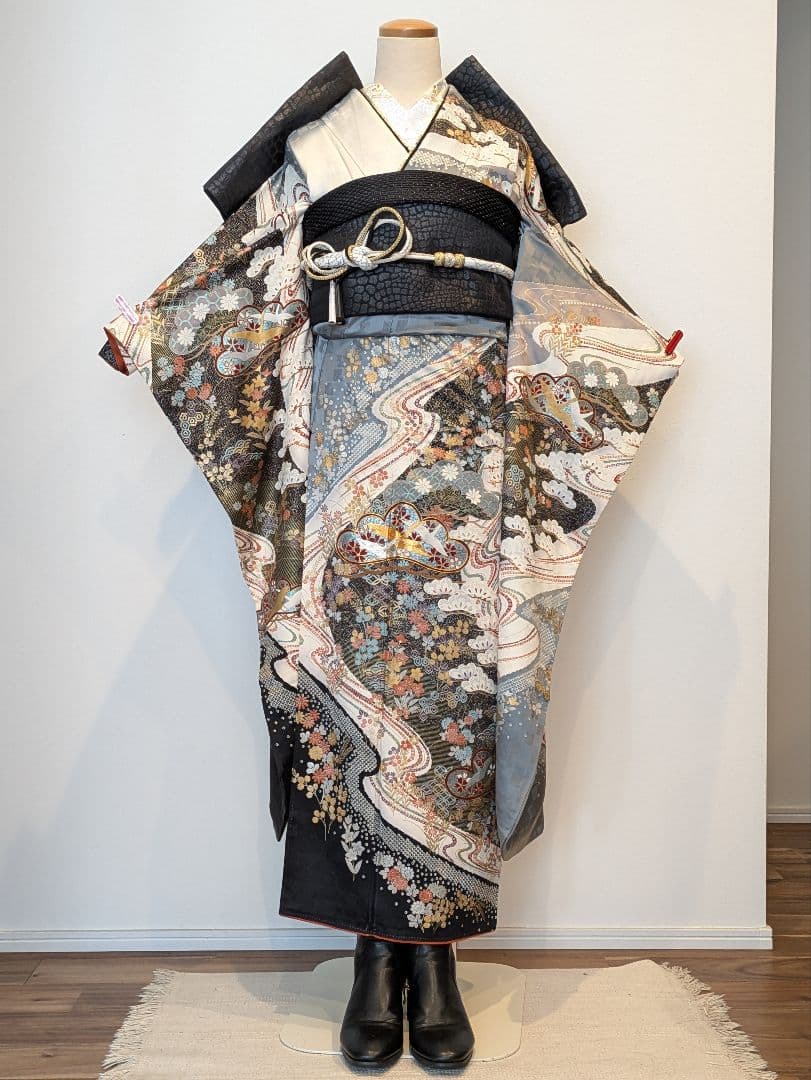 振袖フルセット 身丈155裄63 暈し染め 金銀彩 黒 グレー 逸品 成人式